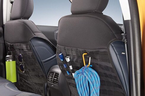 Descubre Accesorios Ford Bronco en CA, Cubreasientos delanteros, Neopreno, Negros, con Cintas Molle